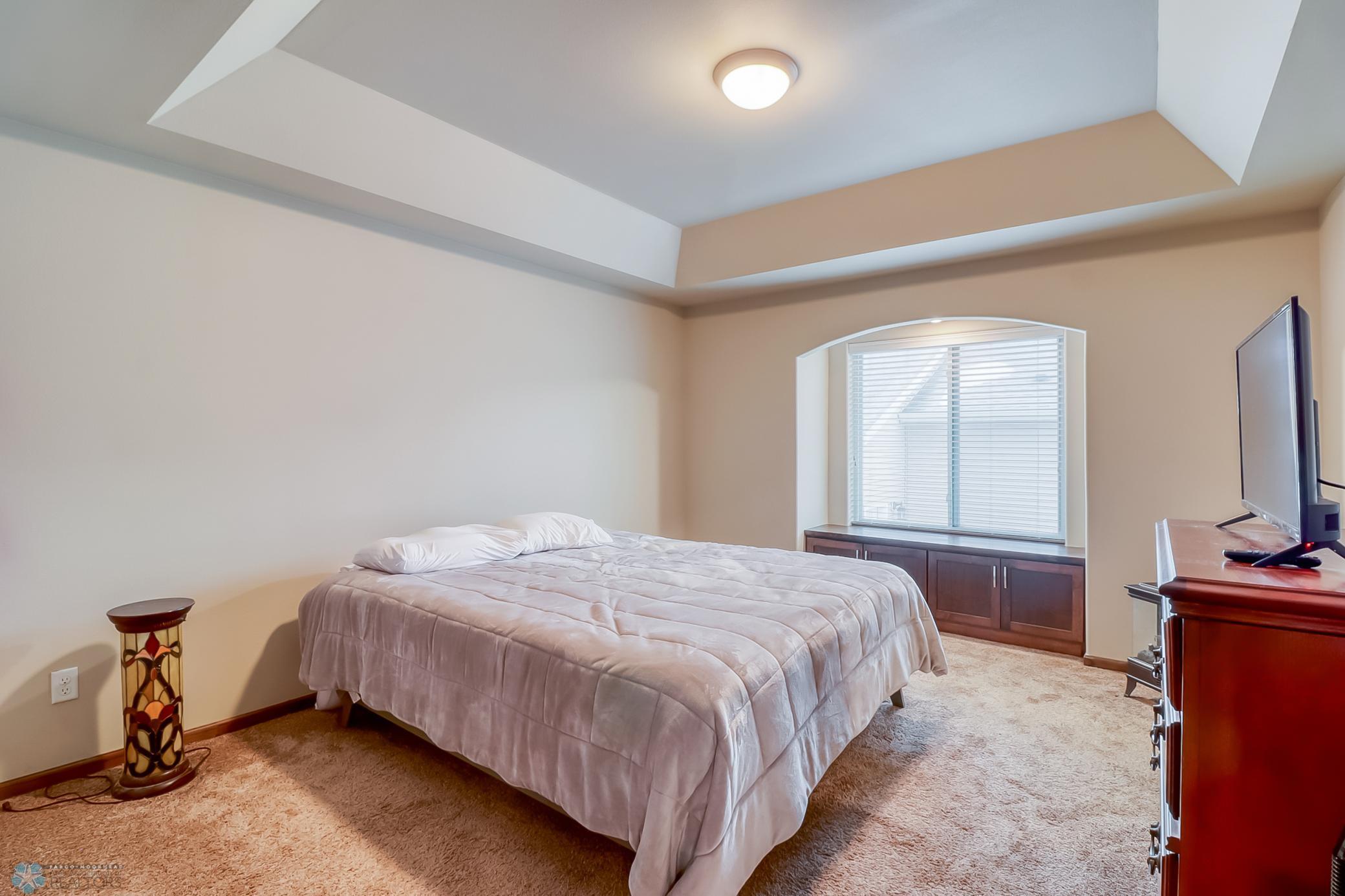Primary Bedroom1_1.jpg