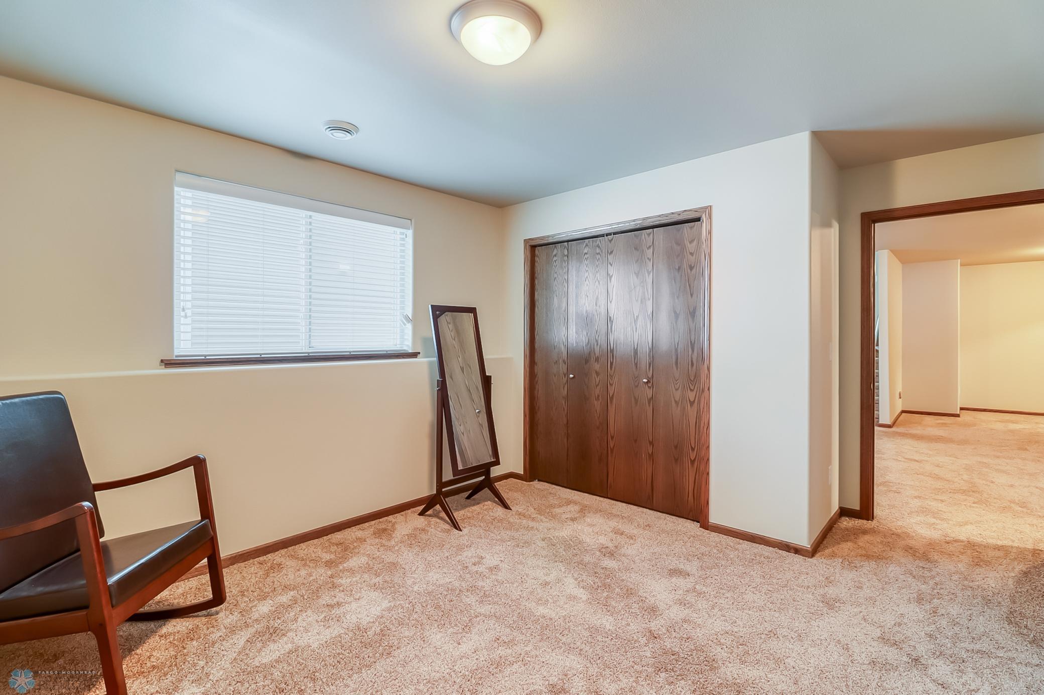 Basement Bedroom2_2.jpg