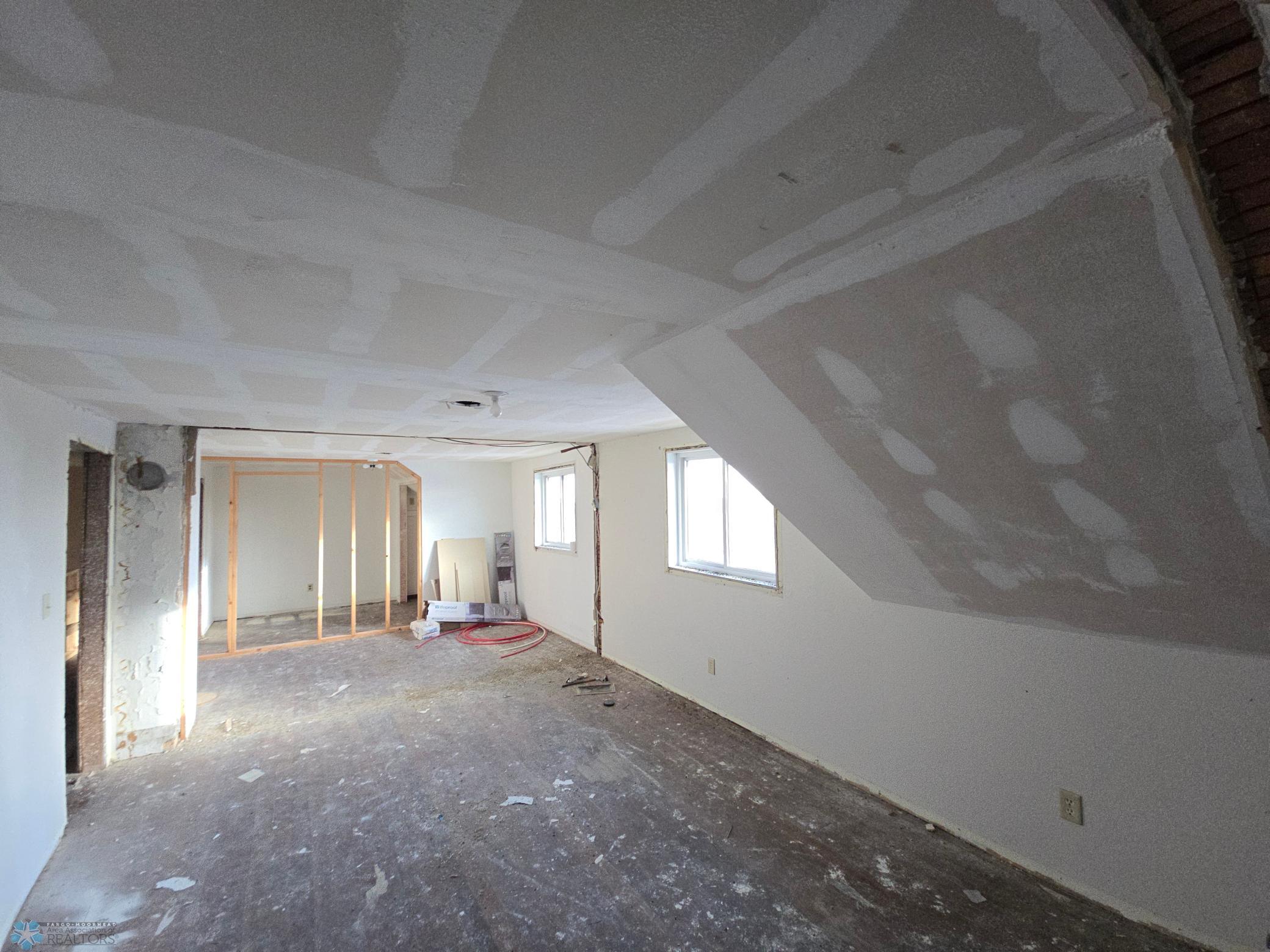upper bedroom.jpg