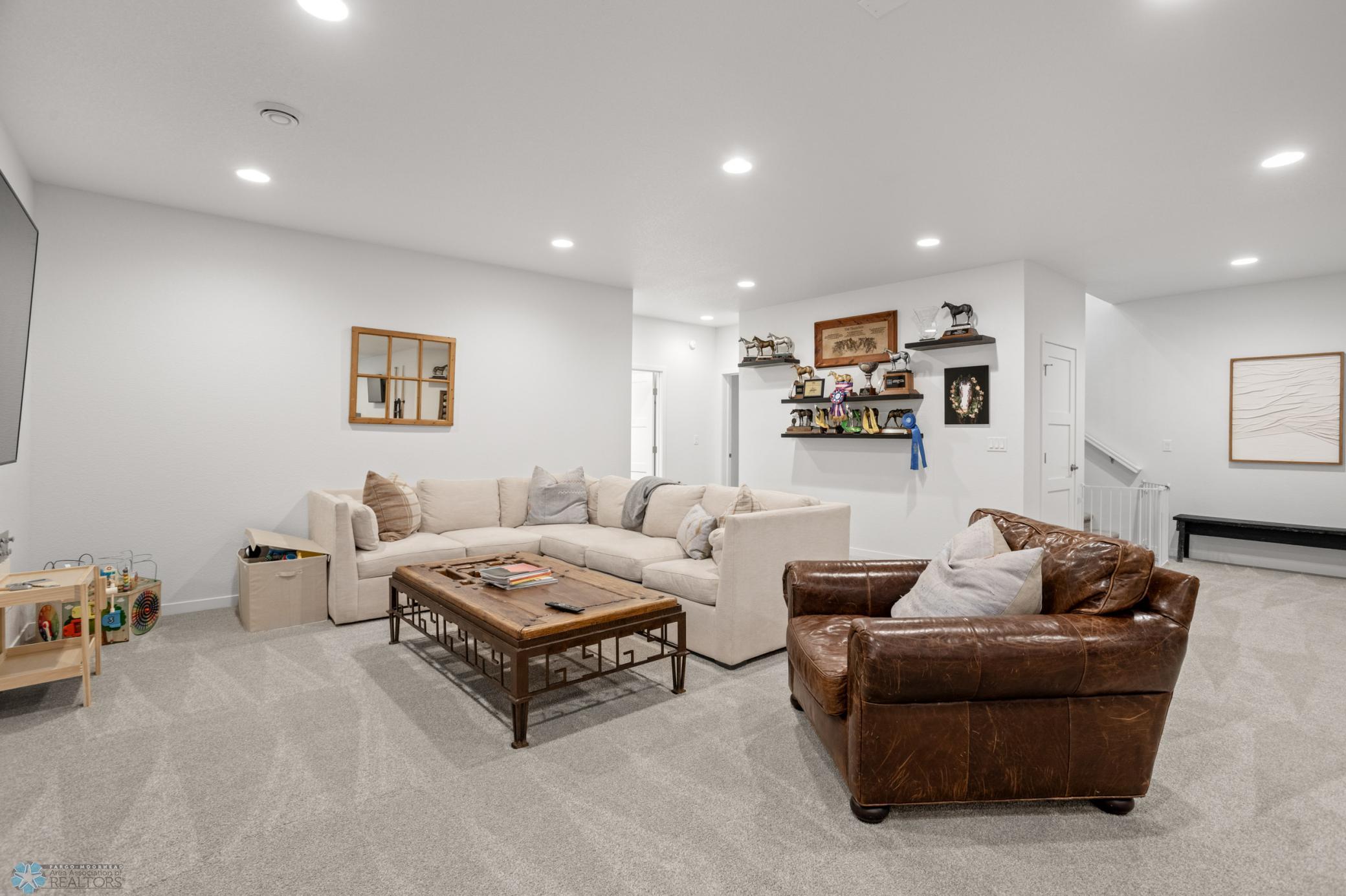 1946 67th Ave S Fargo