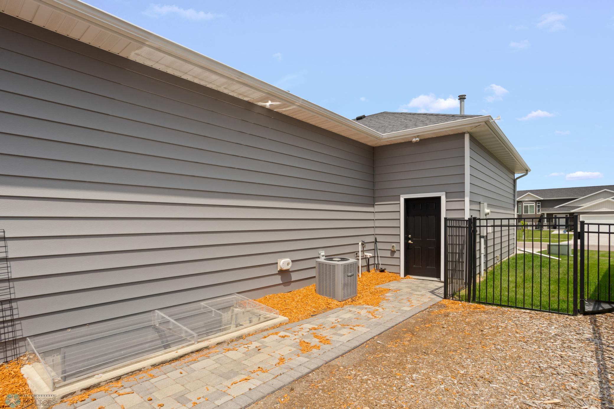 1946 67th Ave S Fargo