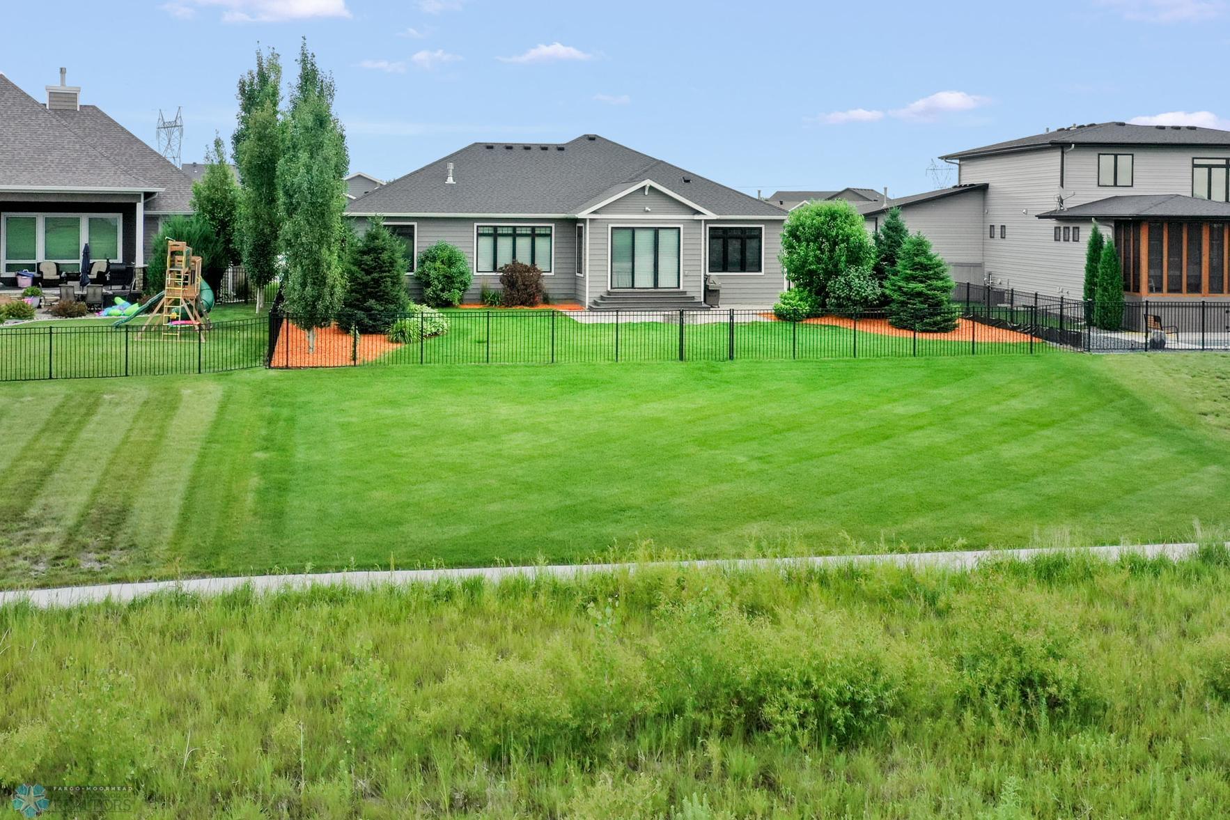 1946 67th Ave S Fargo