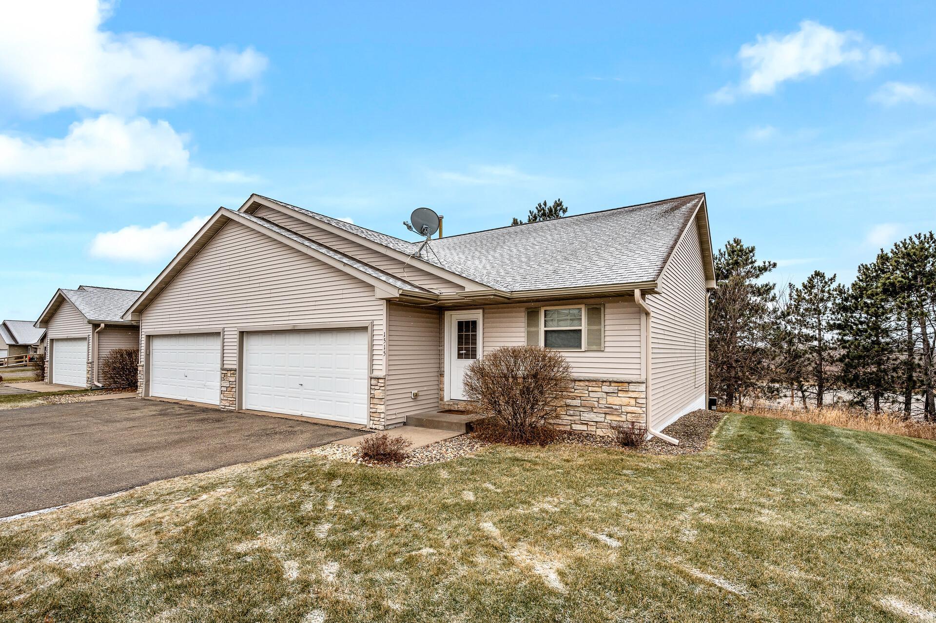 1515 Ponderosa Lane, New Richmond, WI 54017