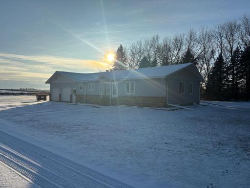 43793 810th Street, Lakefield, MN 56150