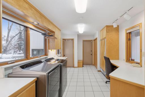 3305 Eagle Bluff Road, Mound, MN 55364