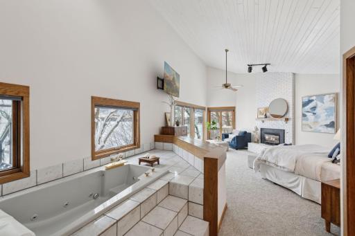 3305 Eagle Bluff Road, Mound, MN 55364