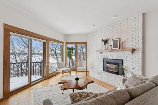 3305 Eagle Bluff Road, Mound, MN 55364