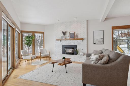 3305 Eagle Bluff Road, Mound, MN 55364
