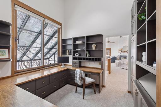 3305 Eagle Bluff Road, Mound, MN 55364