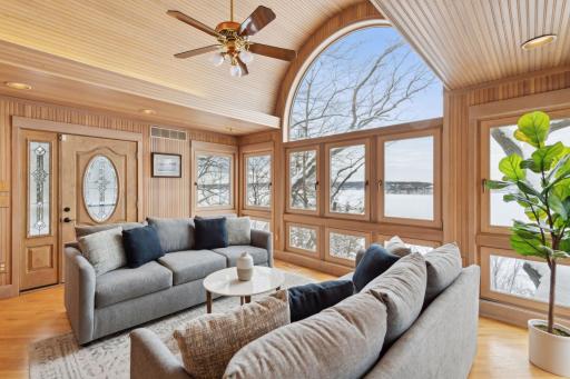 3305 Eagle Bluff Road, Mound, MN 55364