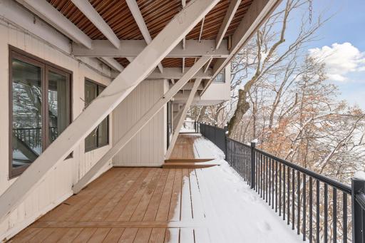 3305 Eagle Bluff Road, Mound, MN 55364