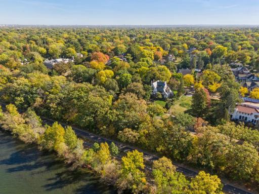 4629 E Lake Harriet Parkway, Minneapolis, MN 55419