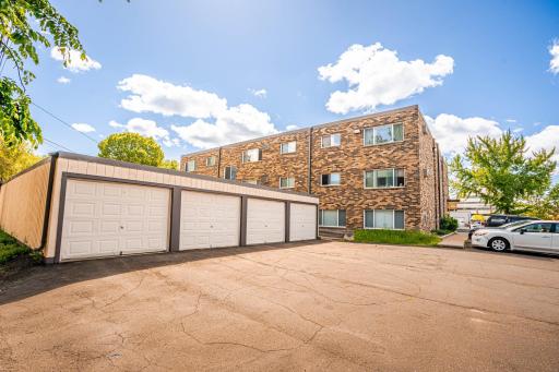 Saint Paul, MN 55104