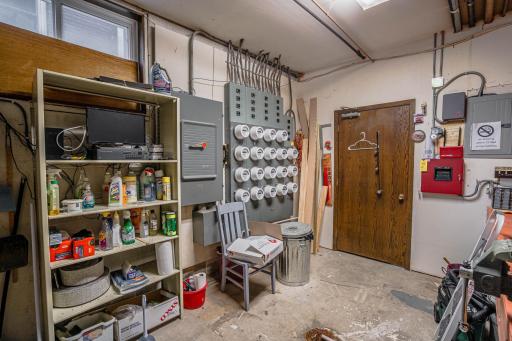 Saint Paul, MN 55104