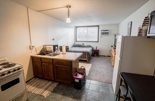 Saint Paul, MN 55104