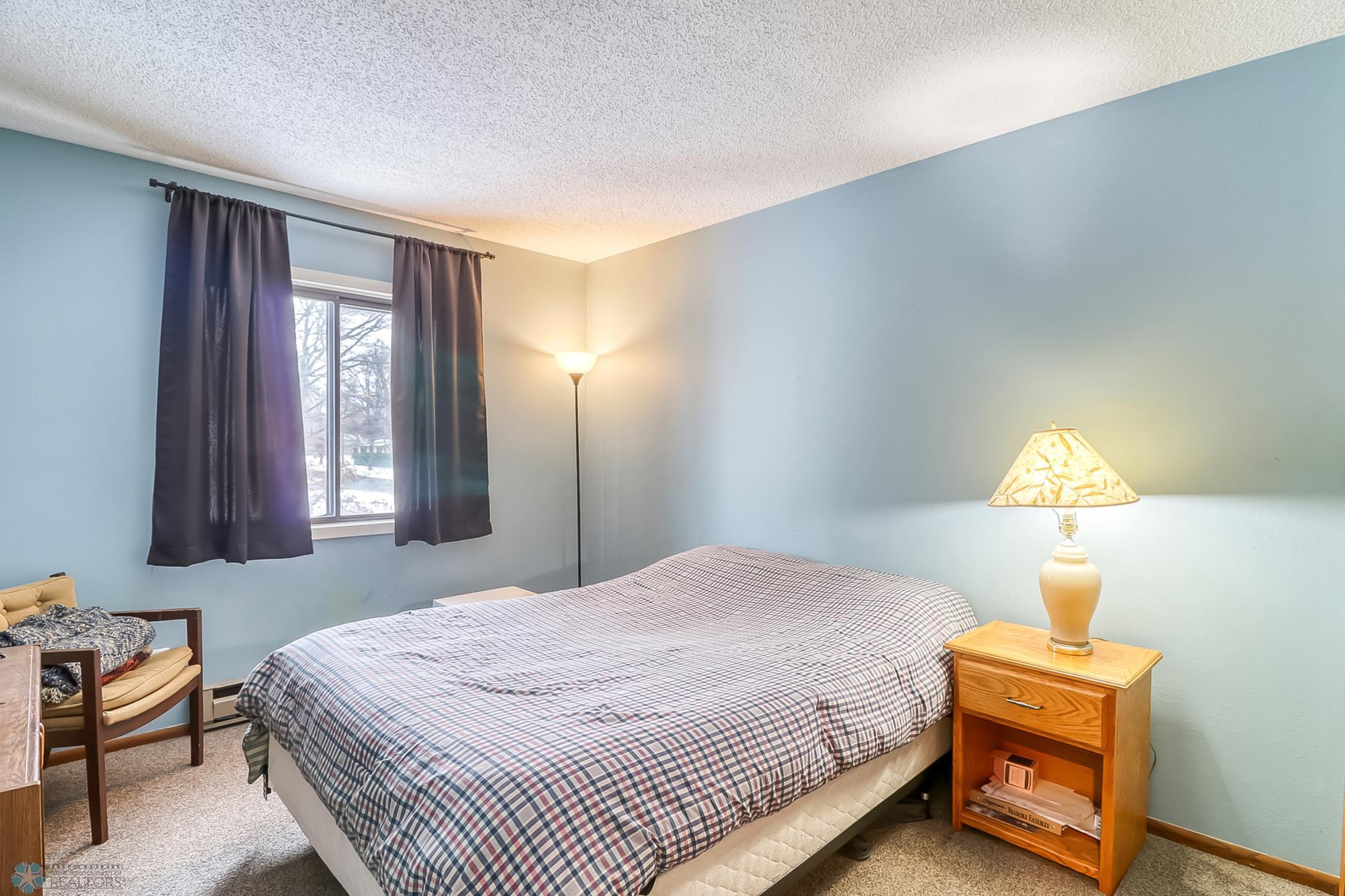 Bedroom2_1.jpg
