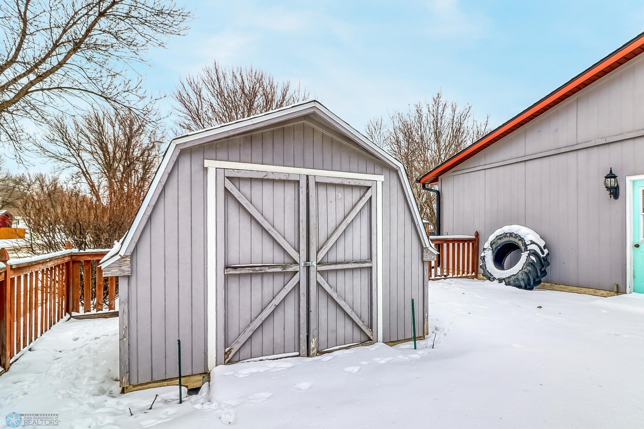 Backyard_shed1_1.jpg