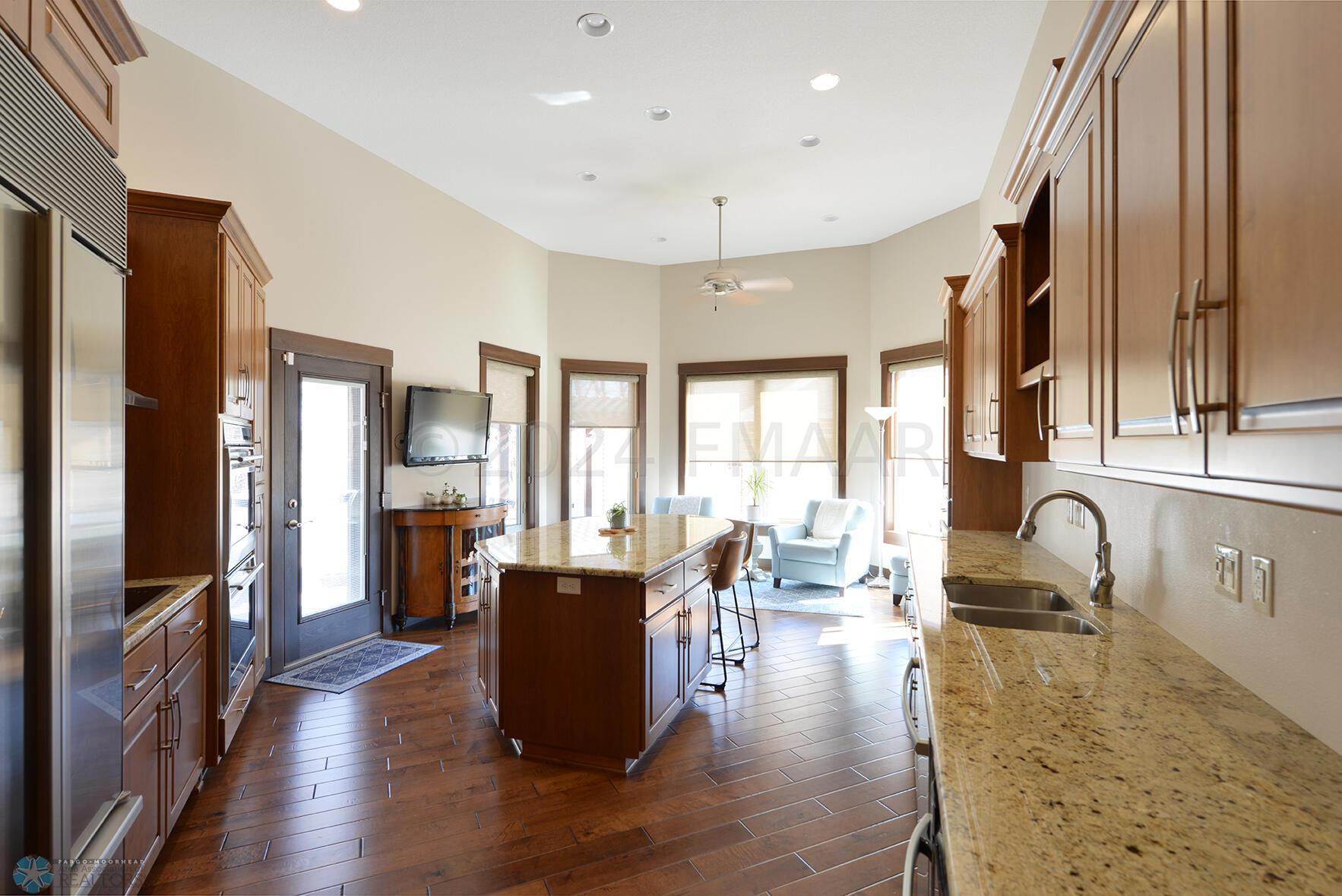 RCS_1136