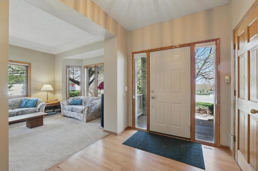 8557 Beacon Alcove, Saint Paul, MN 55125
