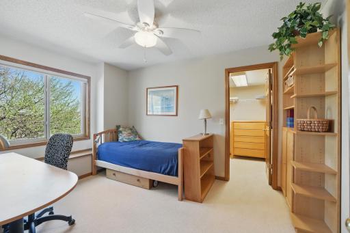 8557 Beacon Alcove, Saint Paul, MN 55125