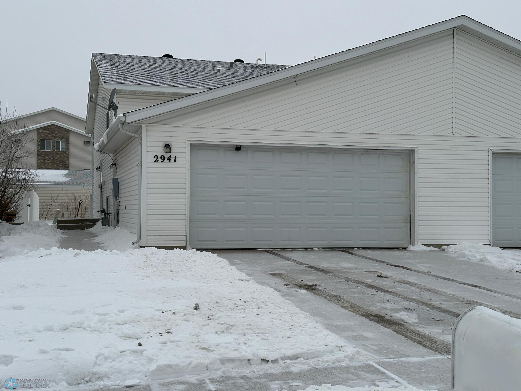 2941 Wheatland Dr. S. Fargo