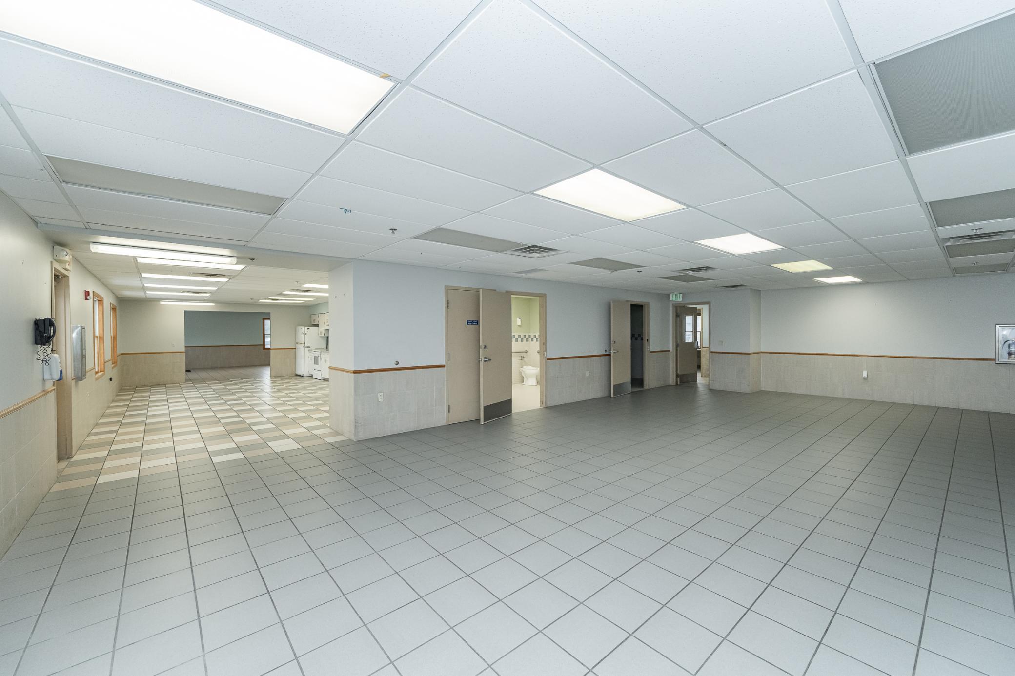 Large open meeting:gathering space.jpg