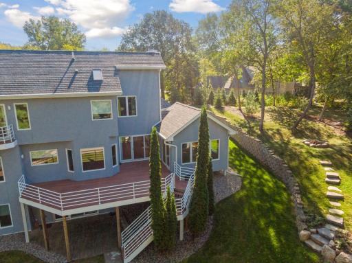 2090 Austrian Pine Lane, Hopkins, MN 55305