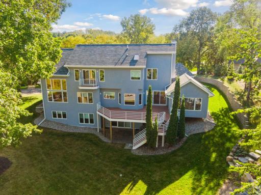 2090 Austrian Pine Lane, Hopkins, MN 55305
