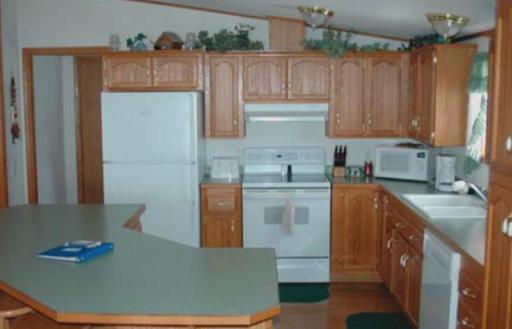 19 Cabin#7 Interior BFR.jpg