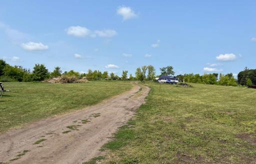 43 Trailer Parking BFR.jpg