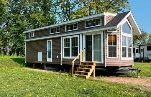 16 Park Model BFR.jpg