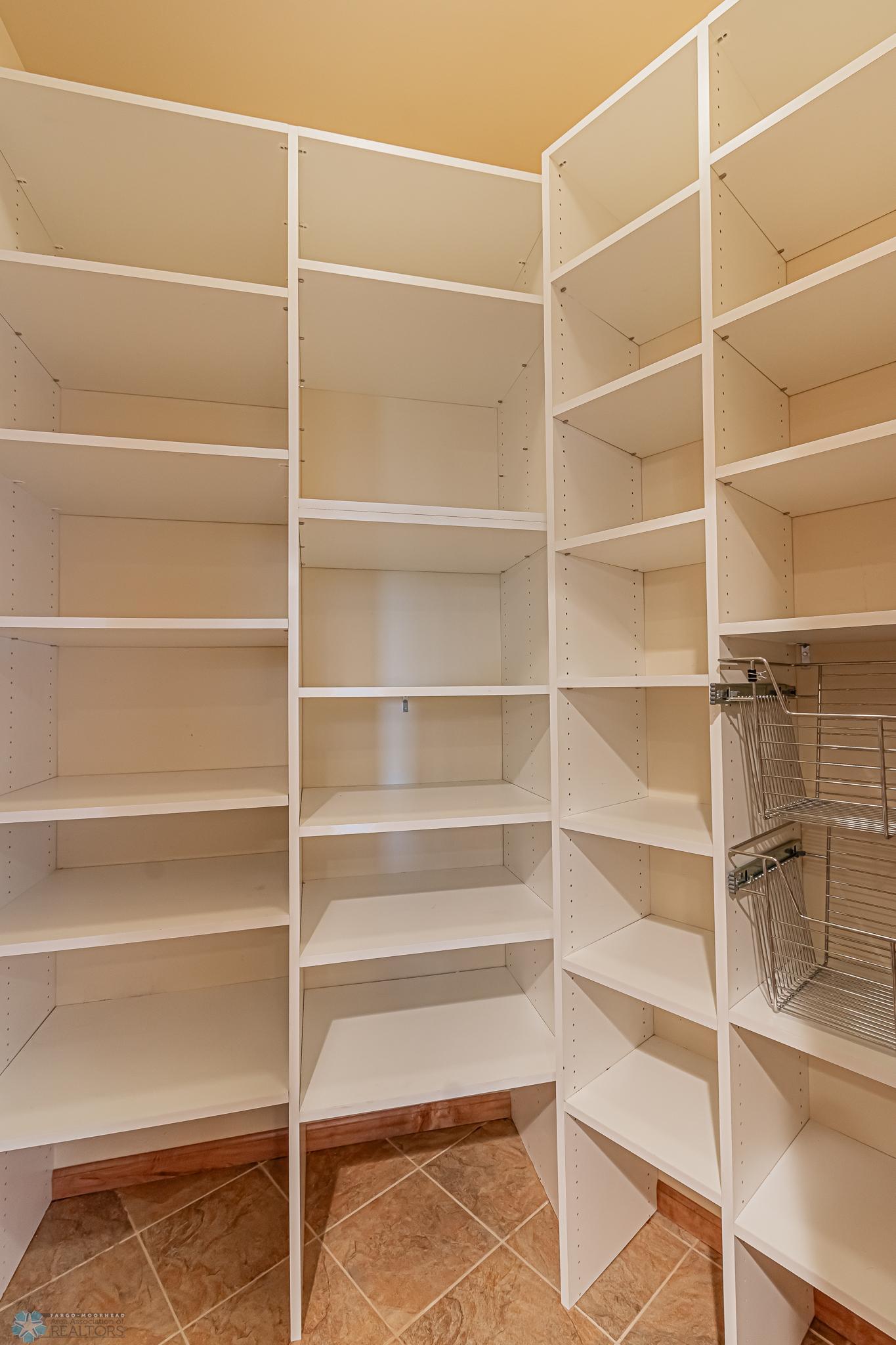 Kitchen pantry