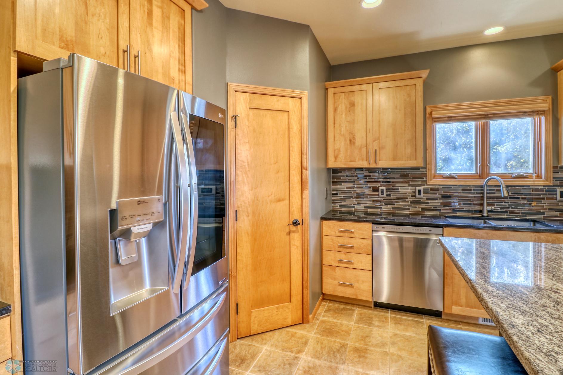 Kitchen1_9.jpg