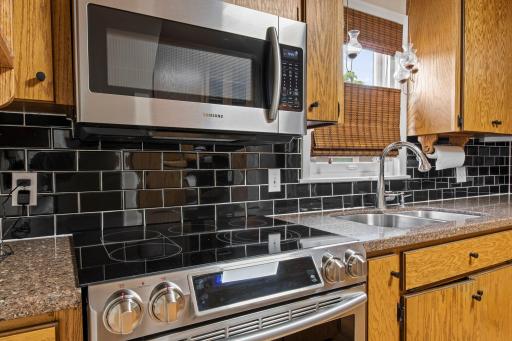 74-web-or-mls-5604_Abbott_Ave_S_Update_14_3.jpg