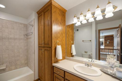 4582 Lilac Lane N, Lake Elmo, MN 55042