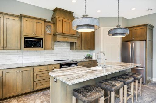 4980 Zircon Lane N, Plymouth, MN 55446