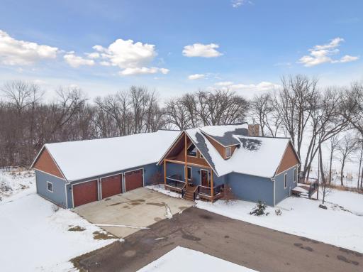 6820 French Lake Court, Faribault, MN 55021
