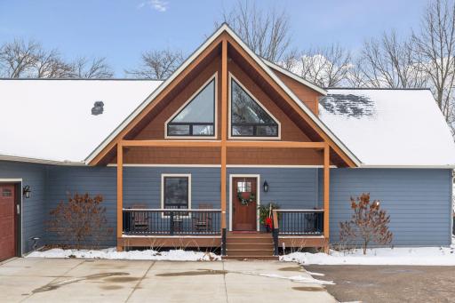 6820 French Lake Court, Faribault, MN 55021