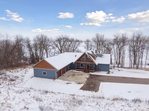 6820 French Lake Court, Faribault, MN 55021