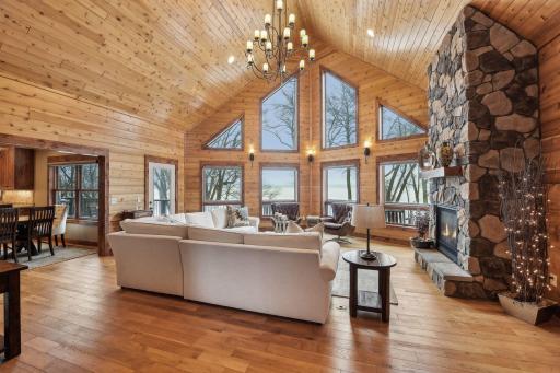 6820 French Lake Court, Faribault, MN 55021
