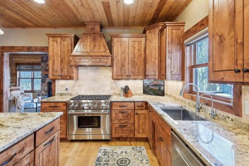 6820 French Lake Court, Faribault, MN 55021