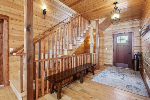 6820 French Lake Court, Faribault, MN 55021