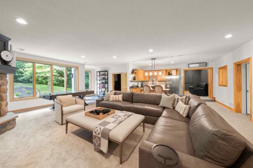9530 Sky Lane, Eden Prairie, MN 55347