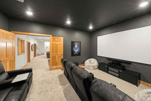 9530 Sky Lane, Eden Prairie, MN 55347