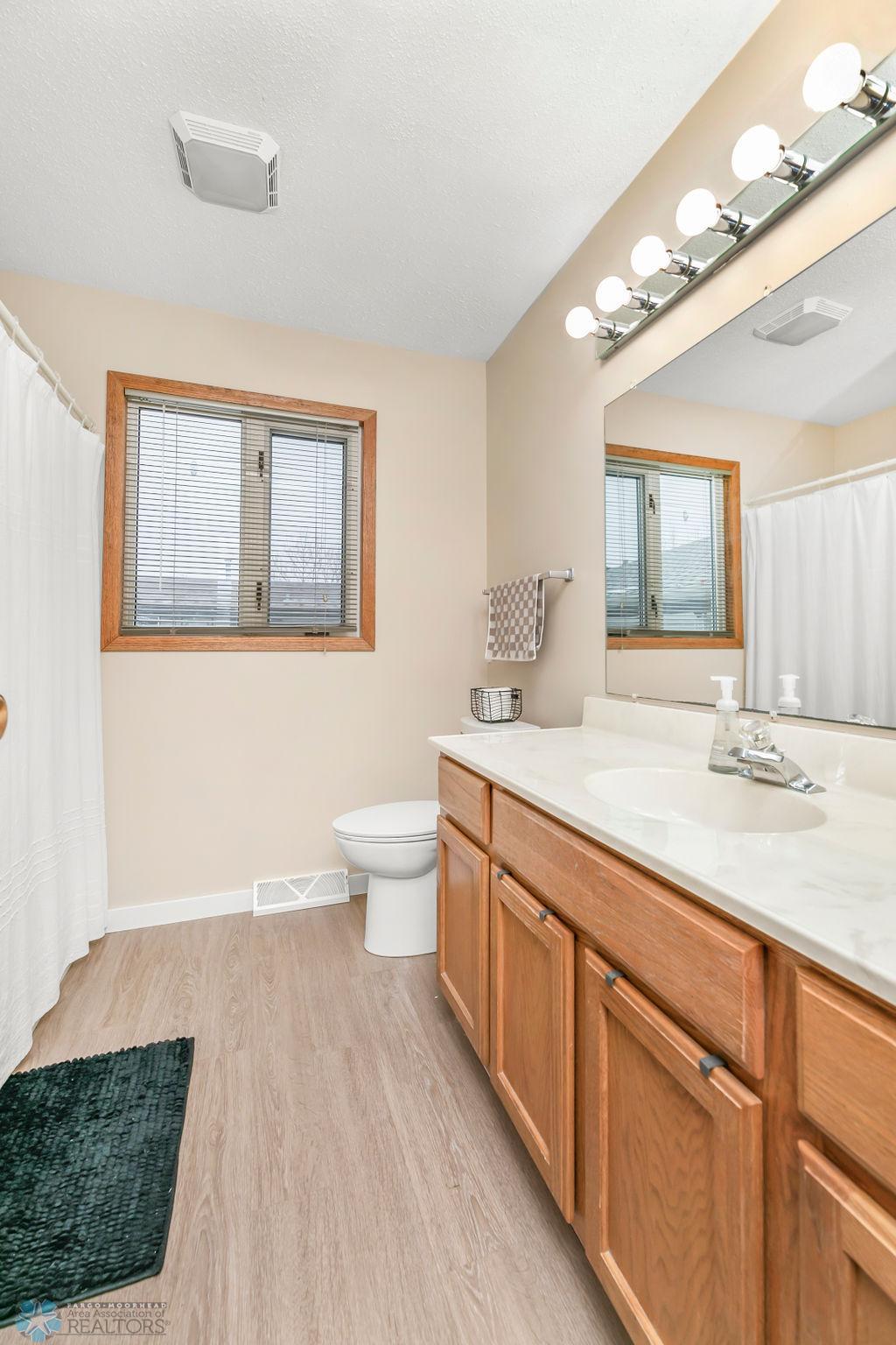 Main floor Full Bathroom