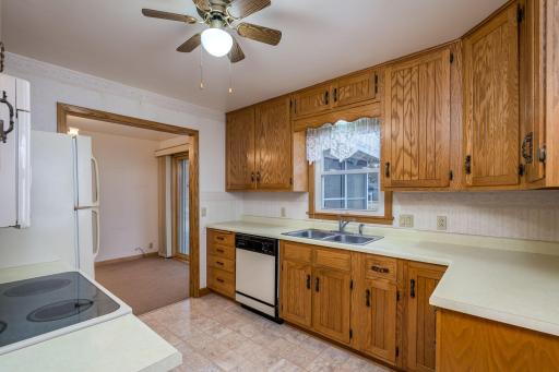 617 3rd Street NE, Montgomery, MN 56069