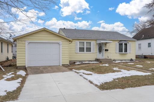 617 3rd Street NE, Montgomery, MN 56069