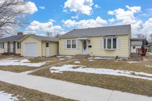 617 3rd Street NE, Montgomery, MN 56069