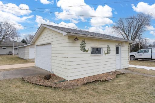 617 3rd Street NE, Montgomery, MN 56069