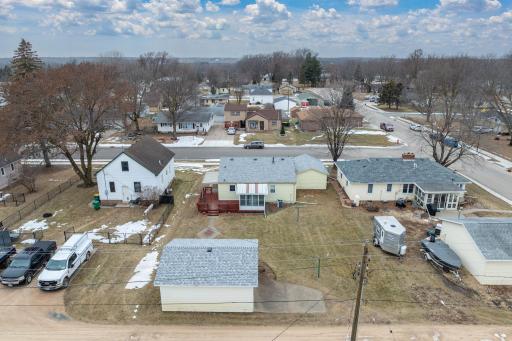 617 3rd Street NE, Montgomery, MN 56069